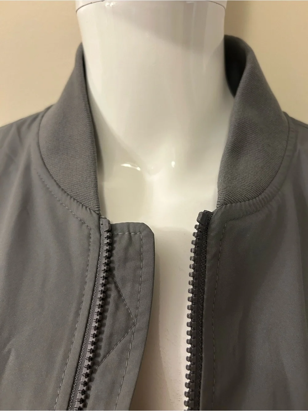 🩶🧥 BANANA REPUBLIC MEN’S FULL ZIP JACKET grey 🧥🩶NWT size Large